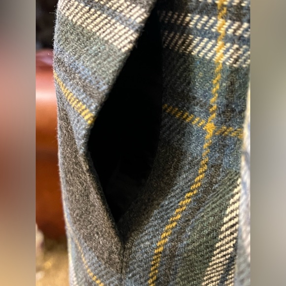 Vintage Paul Levy Plaid Wool Full Zip Blazer Jacket with Low Key Shoulder Pads. - Picture 4 of 10